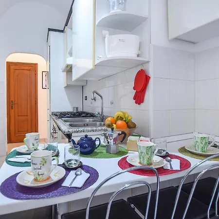 公寓 Awesome In W/ Wifi And 2 Bedrooms 文蒂米利亚