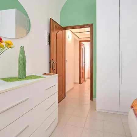 公寓 Awesome In W/ Wifi And 2 Bedrooms *